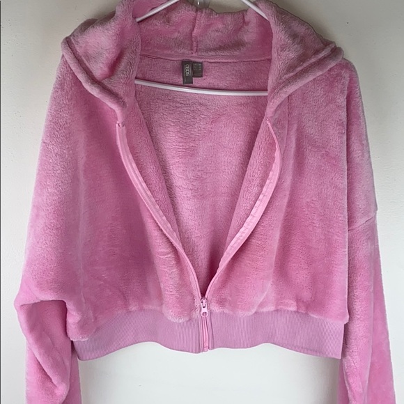 ASOS two piece fleece pant and jacket set size M - Picture 4 of 13